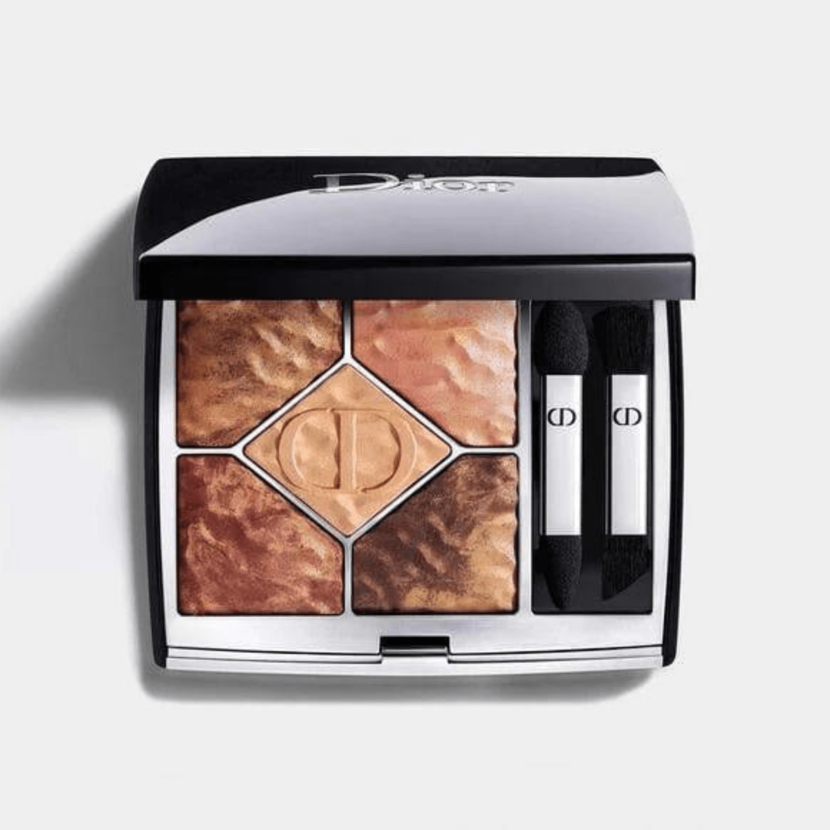 5 COULEURS COUTURE SUMMER DUNE COLLECTION LIMITED - EDITION EYESHADOW PALETTE 4G IN 699 MIRAGE For its latest limited edition Summer Dune ColIection - Bloom Shine