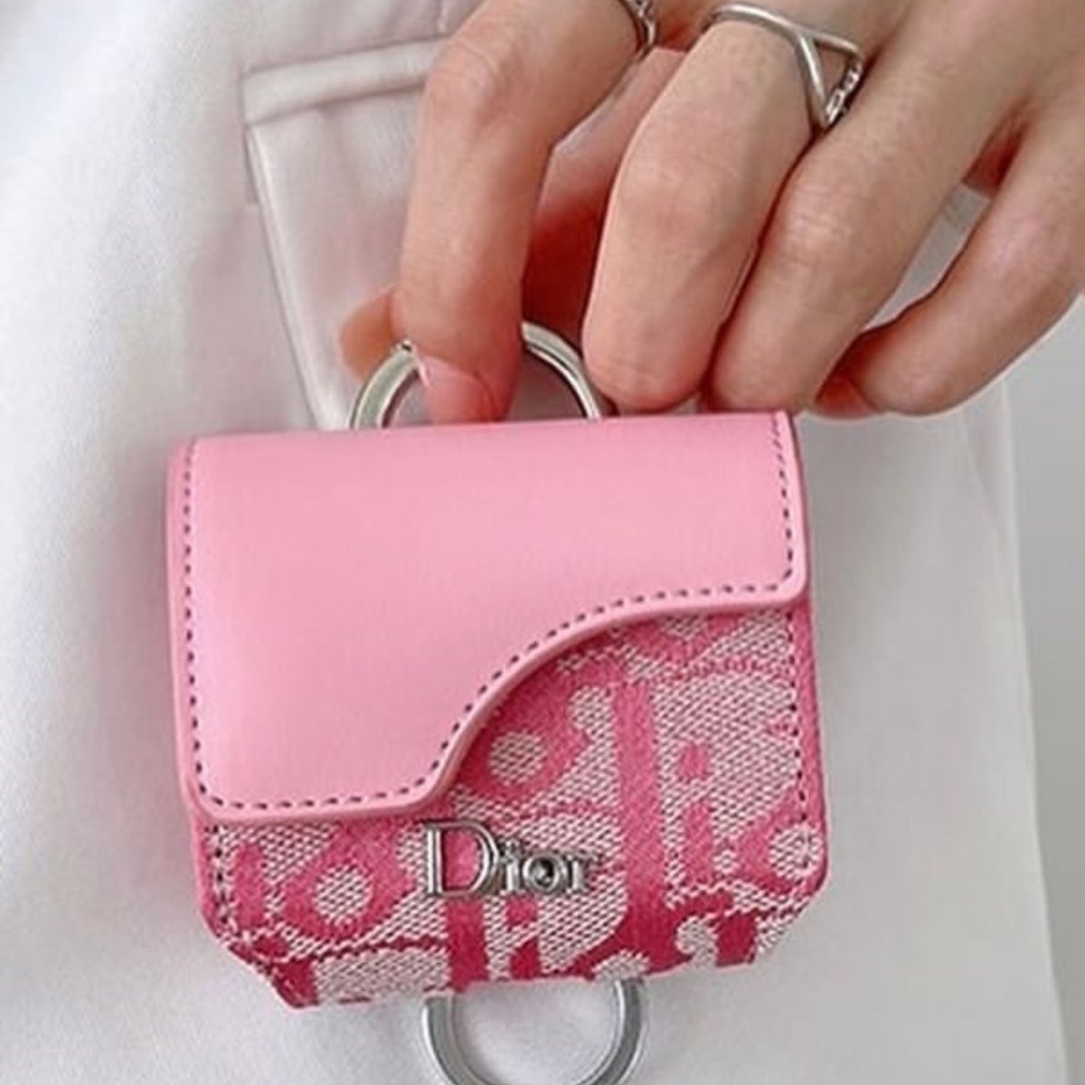 Dior stunning 2 in 1 ear buds case & keys holders - Bloom Shine