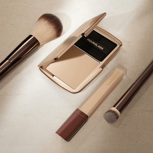 hourglass VANISH AIRBRUSH PRESSED POWDER Translucent Light - Bloom Shine