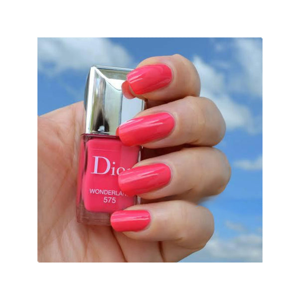 Dior Wonderland #575 Vernis Gel Shine Nail Lacquer