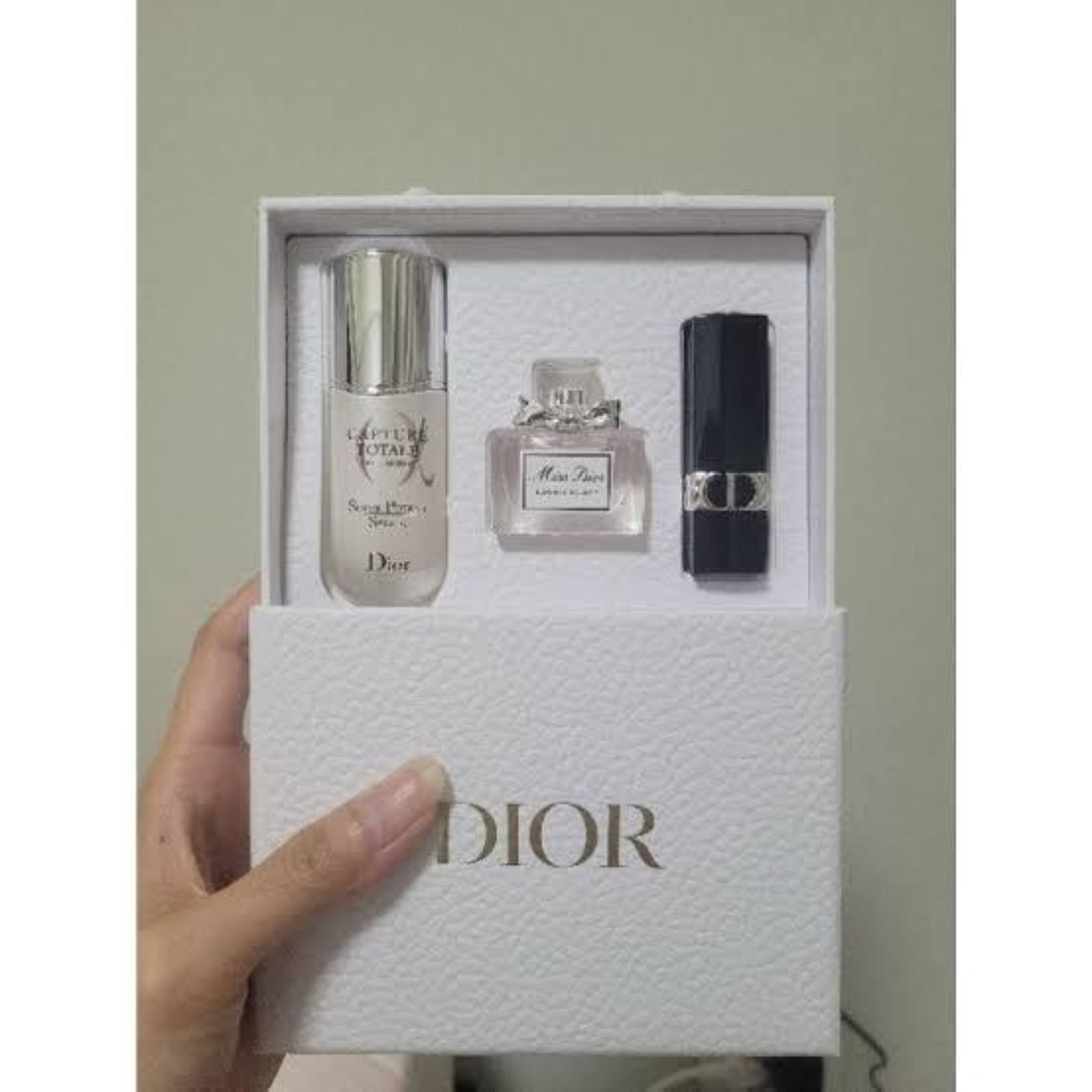 DIOR DISCOVERY SET Selection of 3 Skincare Fragrance and Makeup Minia Bloom Shine