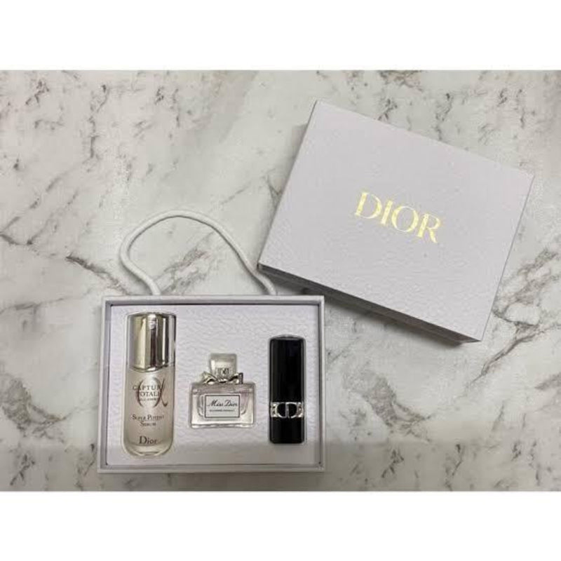 DIOR DISCOVERY SET Selection of 3 Skincare, Fragrance and Makeup Miniatures