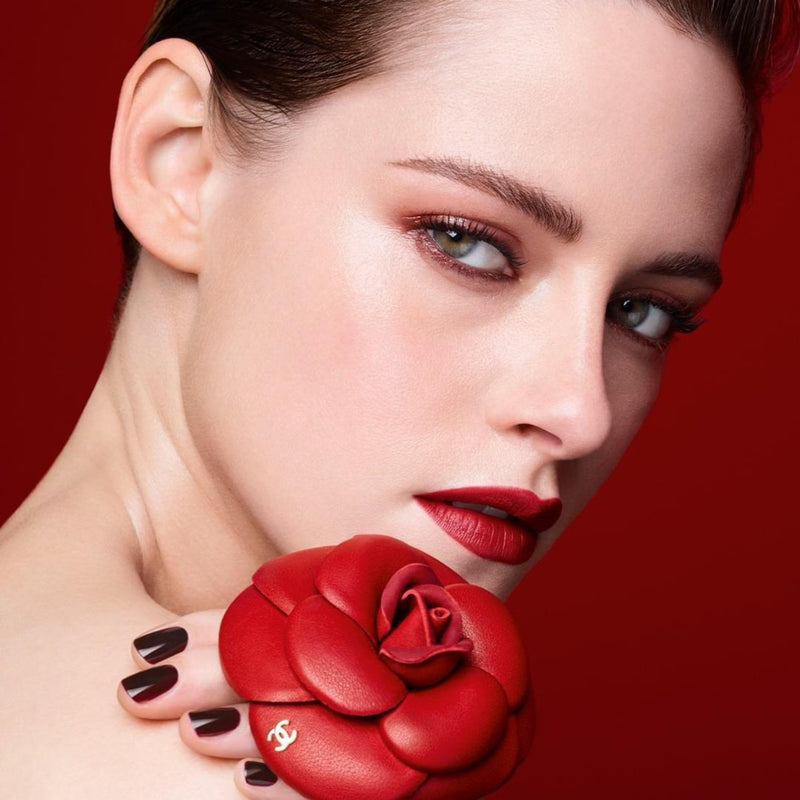 Camelia Carmin (627) CHANEL ROUGE ALLURE VELVET